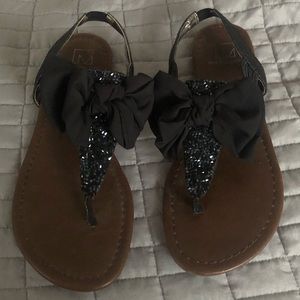 ❤️ 3/$10 Pair of Women’s Size 7 Sandals